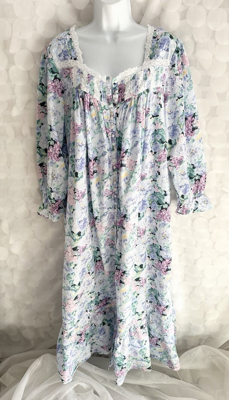 Eileen West Cotton Lawn Robe Nightgown Large Cottagecore Floral Lace Hydrangeas